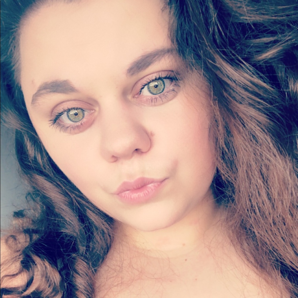 Meet your Posher, Kelsi